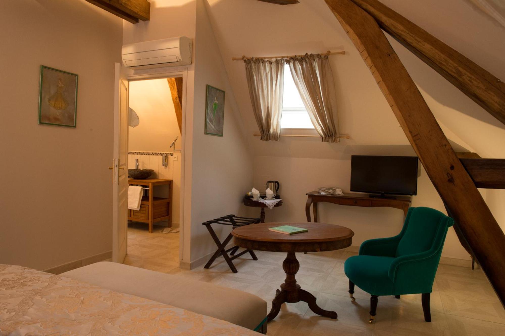 Aux Charmes De Maintenon Pokoj fotografie