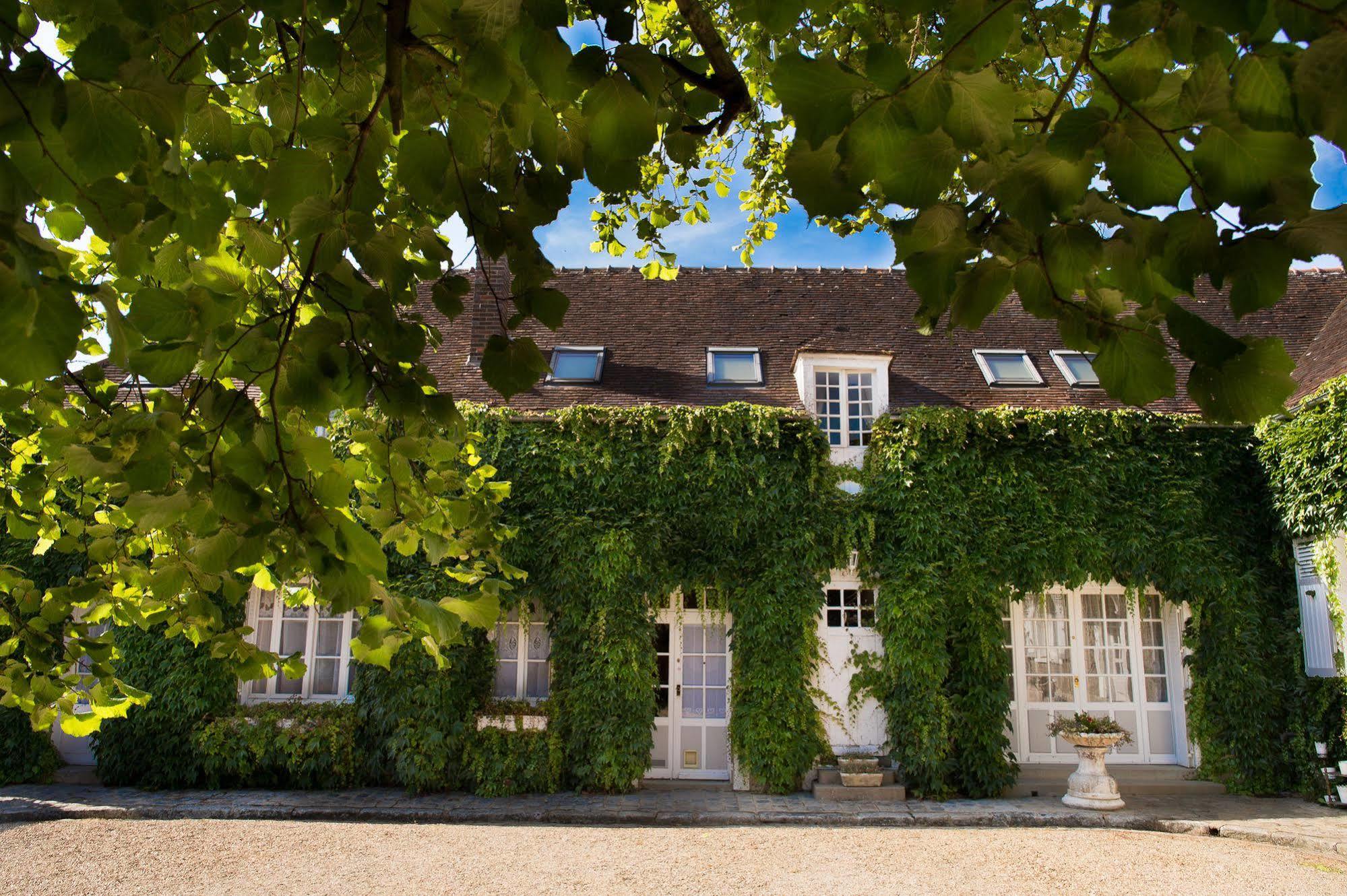 Aux Charmes De Maintenon Exteriér fotografie
