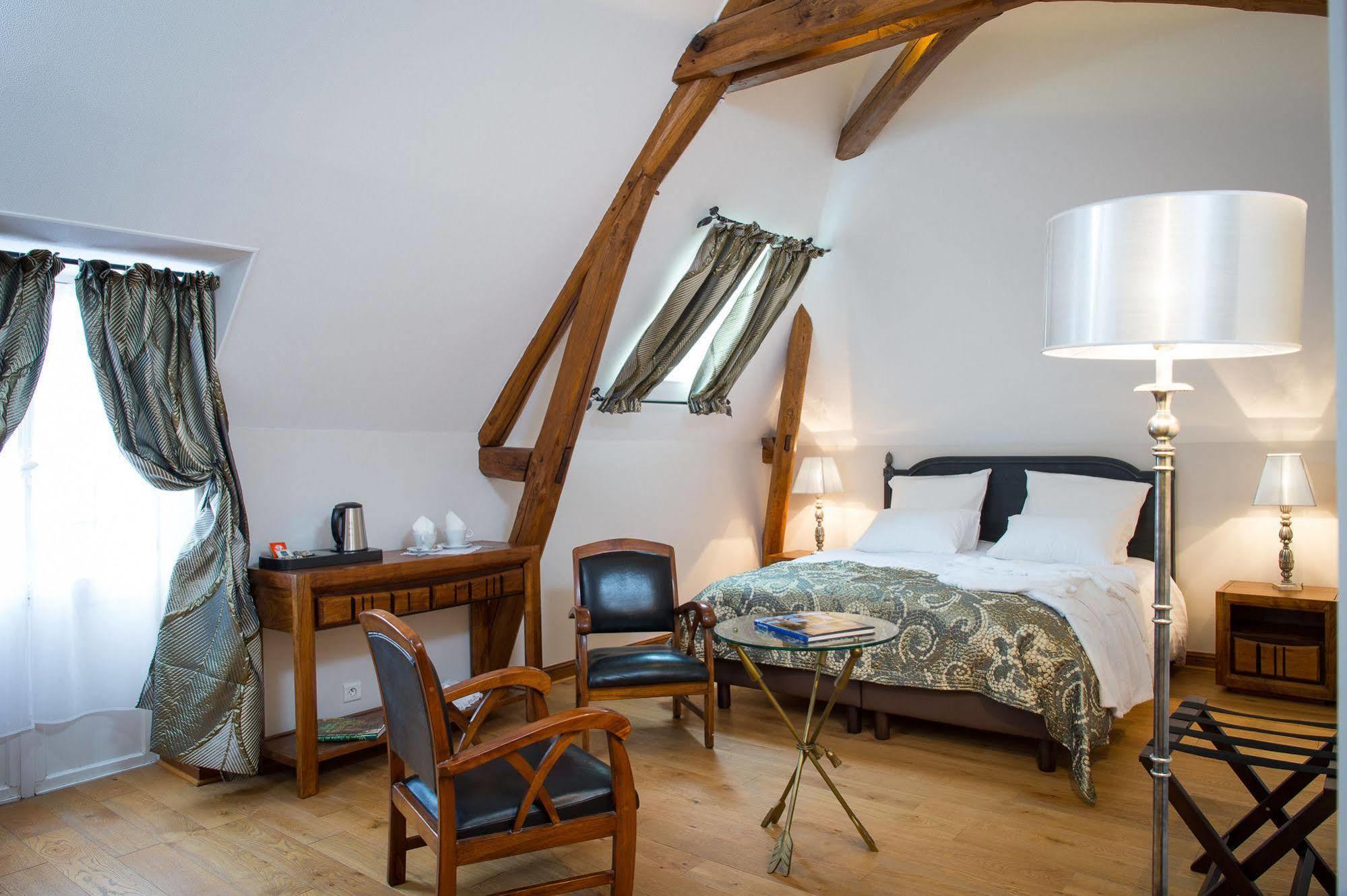 Aux Charmes De Maintenon Exteriér fotografie